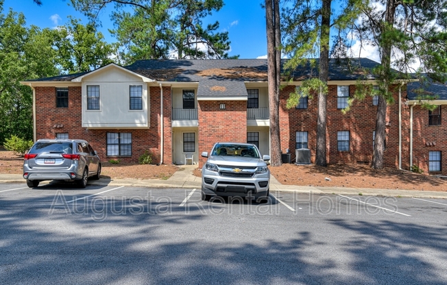 2515 CTR W PKWY