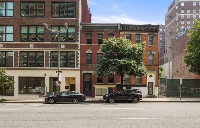 58 Charles Street South