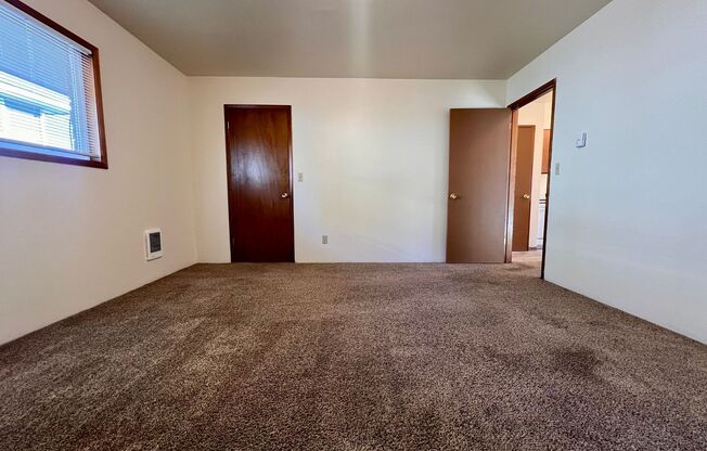 1 bed, 1 bath, 600 sqft, $925, Unit N-1