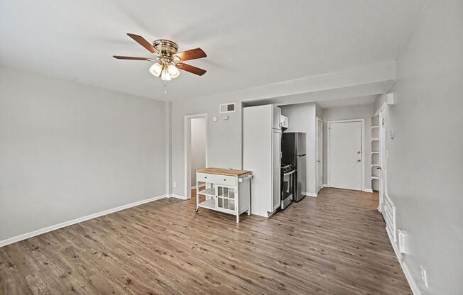 Studio, 1 bath, 394 sqft, $825, Unit 4828 #1S
