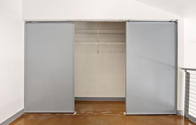 Studio, 1 bath, 393 sqft, $1,750, Unit 604