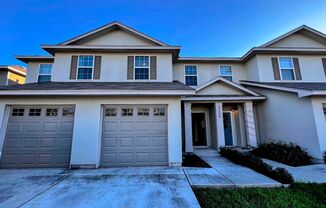 Charming Townhome in Tesoro Ridge!