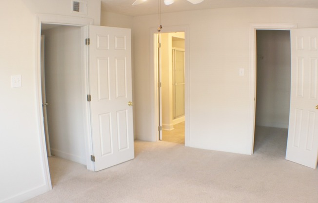 3 beds, 2 baths, 1,254 sqft, $1,799, Unit 4-4201