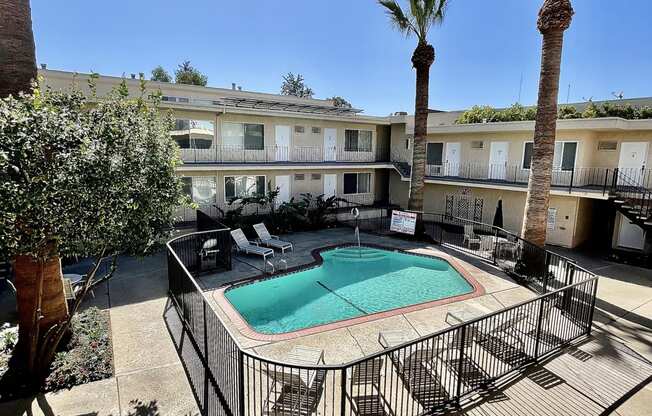 Apartment Building in Encino Pool