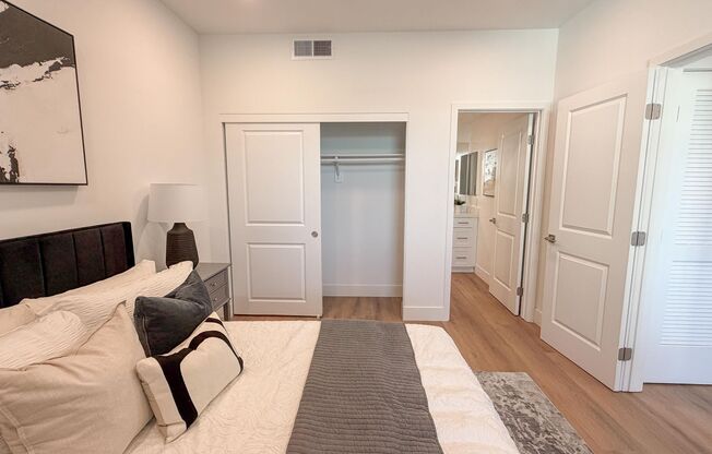 1 bed, 1 bath, 630 sqft, $2,395, Unit 2202