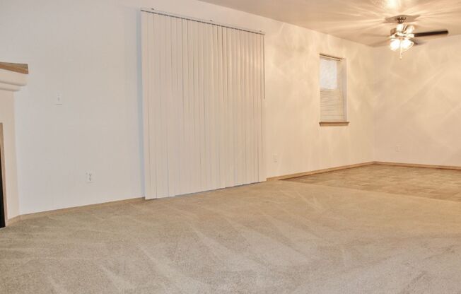 3 beds, 2 baths, 1,091 sqft, $1,799, Unit 301