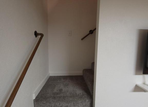 1 bed, 1 bath, $2,500