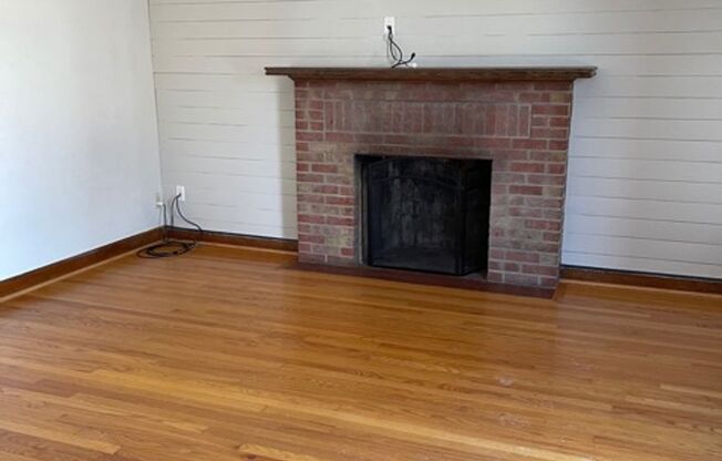Quaint Rockhill Home in Private Cul-de-Sac!