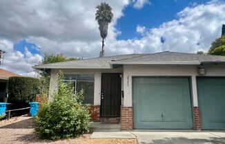 2541 2543 MONTICELLO WAY