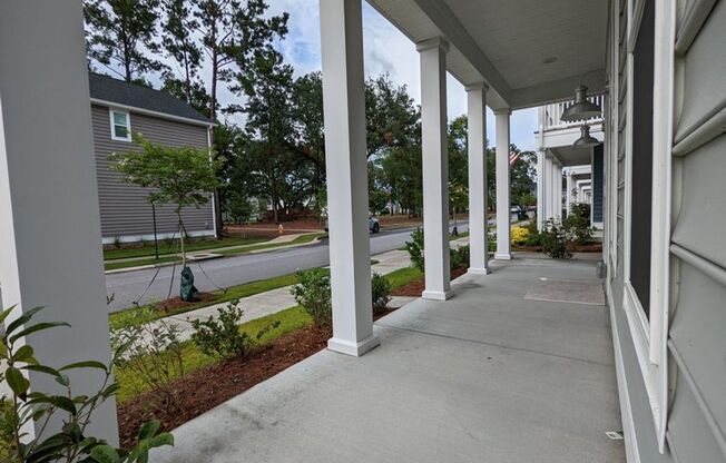 Beautiful 4 Bedroom Home Located on John's Island