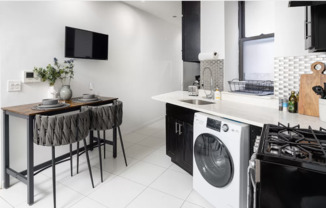 21 W 106 ST