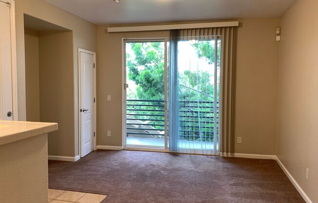 Coming Soon!!! Nice 2 Bed townhouse style condo with primary bedroom in the Oakland/San Leandro Border