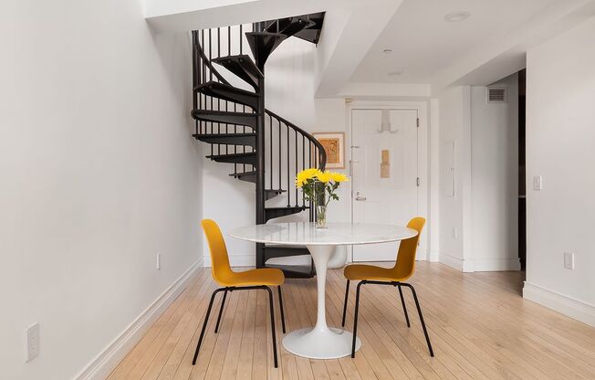 163 SAINT NICHOLAS AVE