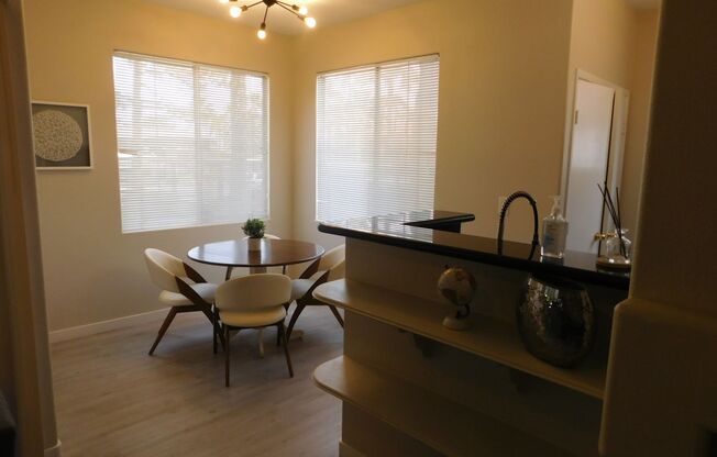 2 beds, 2 baths, $1,850, Unit Bldg 5