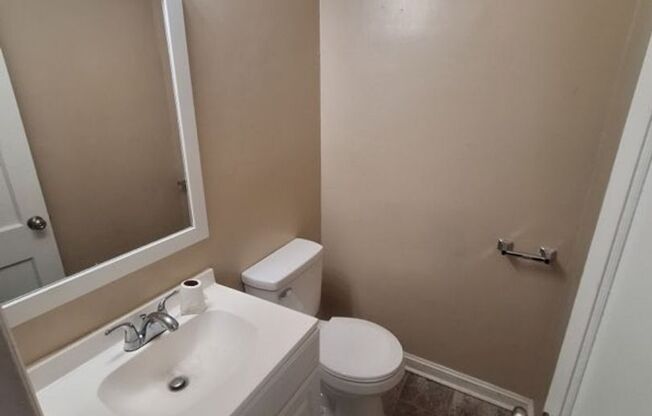 1861 Broadell Drive, Fayetteville, NC 28301