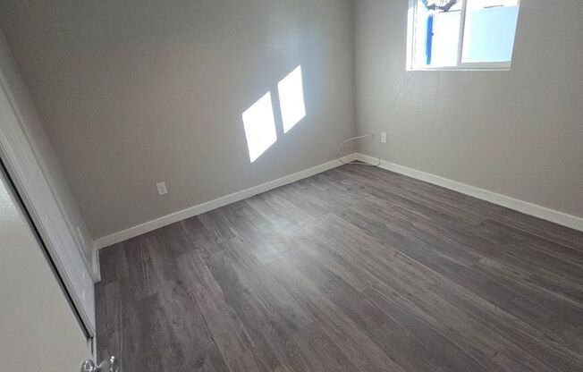 2 beds, 1 bath, 850 sqft, $1,195, Unit 18