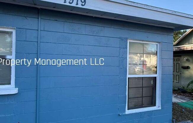 1919 E. Mulberry Drive Unit 1A-1B