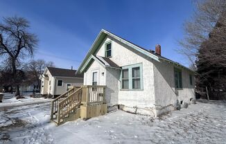 House for Rent 18 8th Ave. NW Minot, ND