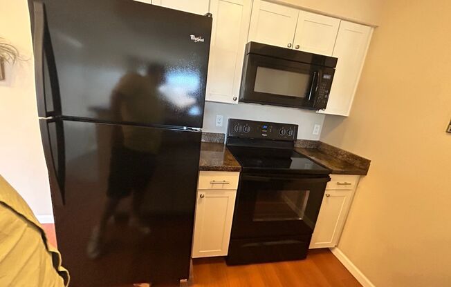 Spacious 1 bedroom/1 bath
