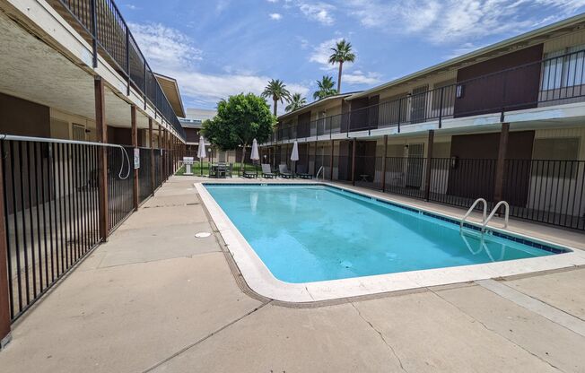 2 beds, 1.5 baths, 900 sqft, $1,250, Unit 25