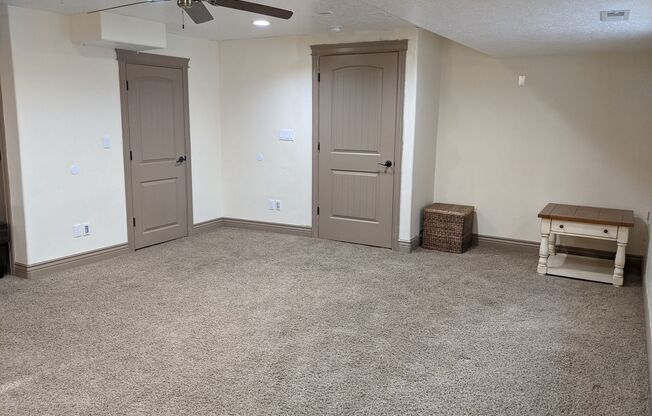 3 beds, 1 bath, $1,575