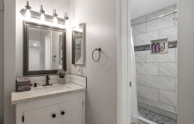 1 bed, 1 bath, $2,145, Unit unit C-112