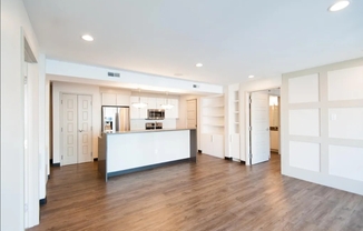 2 beds, 2 baths, 910 sqft, $4,350, Unit Unit 309