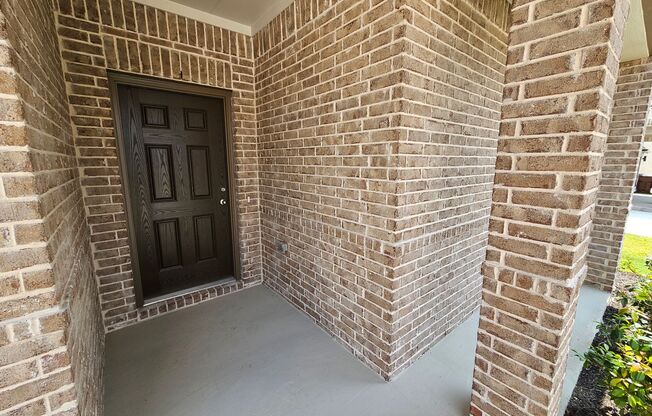 Beautiful Single Story Gehan Home!