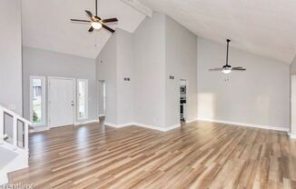 127 E Nelson CI