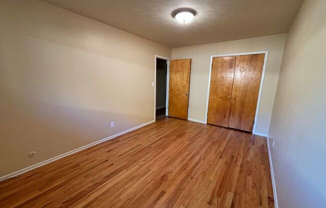 2 beds, 1 bath, $1,775