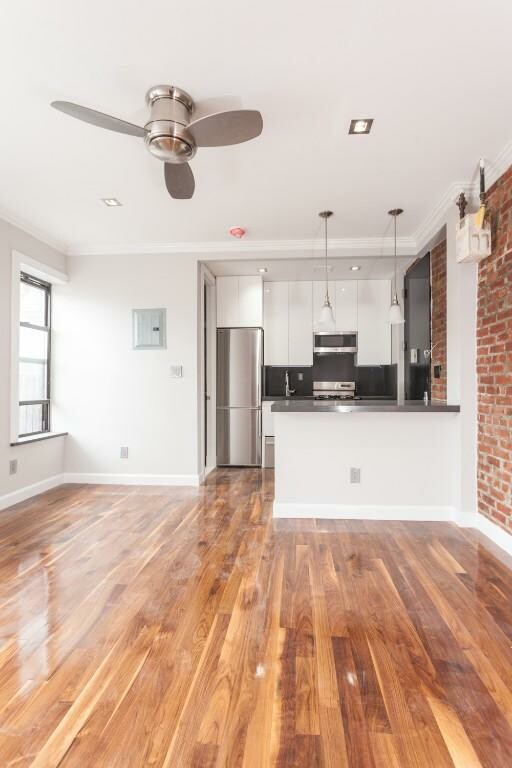 2100 2nd Ave, New York NY 8