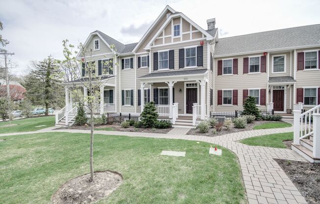 Luxury townhouse with a single-family feel in popular Haverford Court.