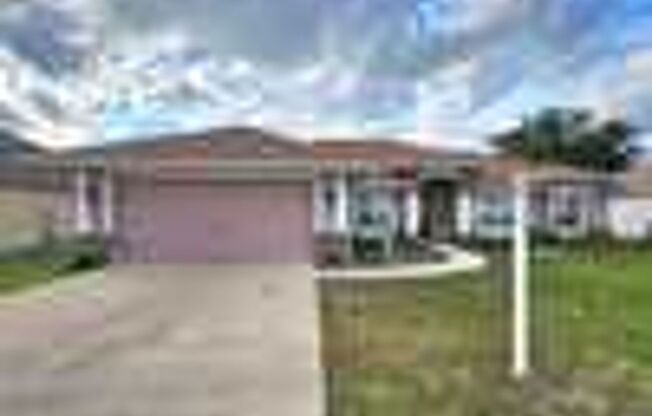 Home For Rent in SW Ocala