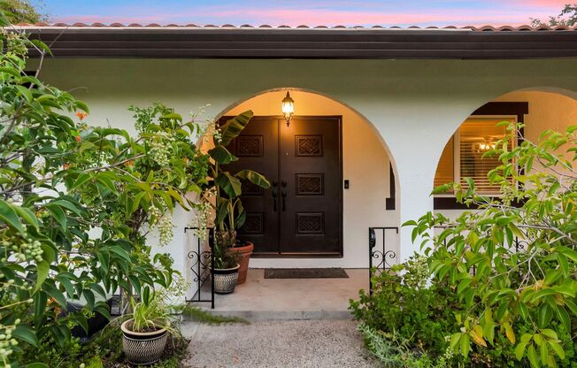 4305 WHISPERING OAKS CIR