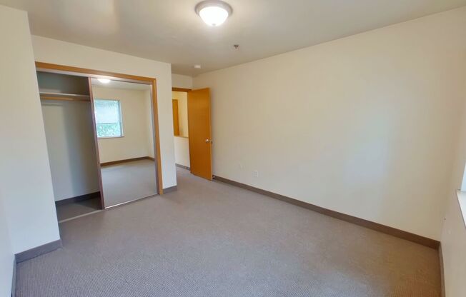 2 beds, 1.5 baths, $1,675, Unit 7