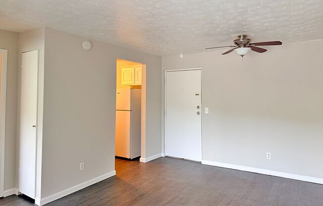 1 bed, 1 bath, 560 sqft, $825, Unit 725-02