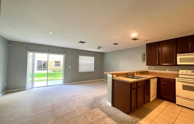 2 beds, 2.5 baths, $1,879