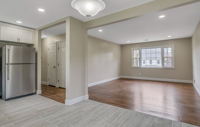 327 BROOKFIELD PL