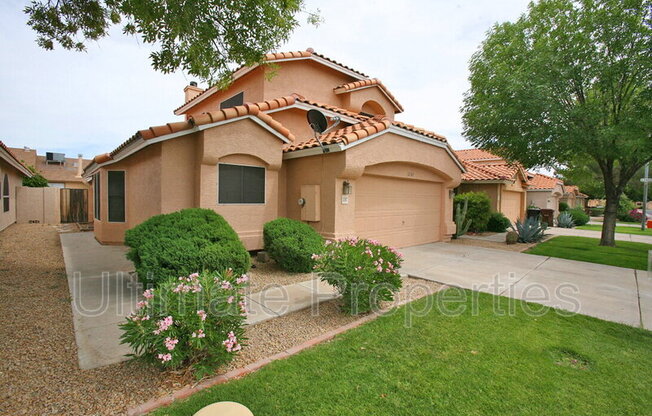 12107 N 79 DR