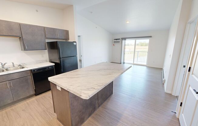 2 beds, 2 baths, 912 sqft, $1,409, Unit 1244-12
