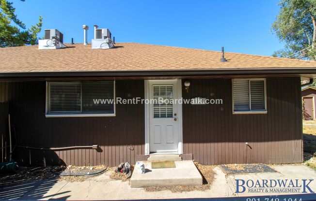1785 Lincoln Lane