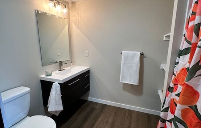 2 beds, 1 bath, $1,499