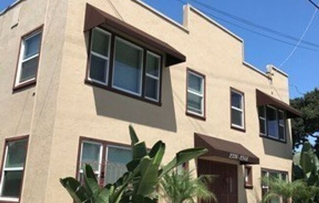 2 Bed/ 1 Bath Bankers Hill!!