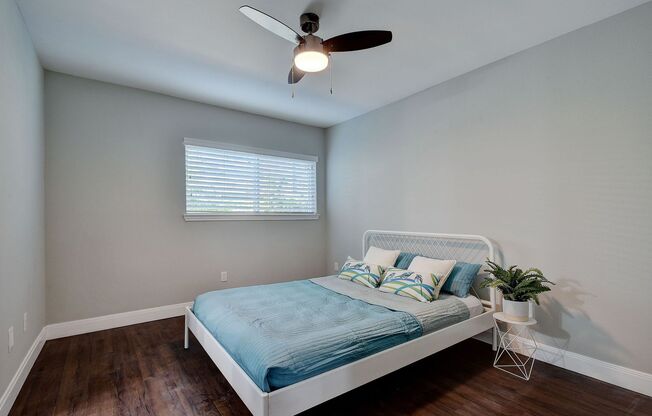 2 beds, 1 bath, 650 sqft, $899, Unit 4715-203