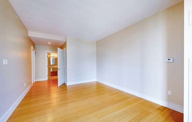 2 beds, 2 baths, 1,318 sqft, $6,400, Unit U2203