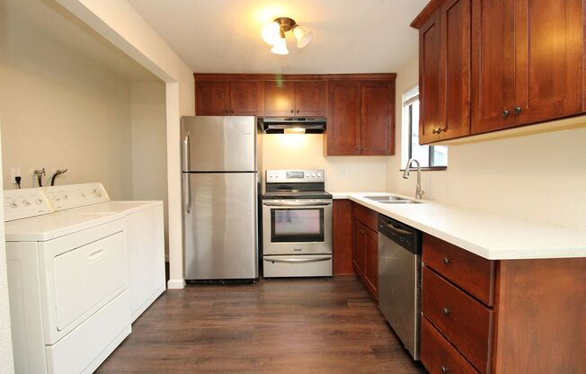 2 beds, 1 bath, 1,000 sqft, $1,795, Unit 5125