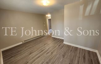 2 beds, 1 bath, $795, Unit 101 Hedgecock J