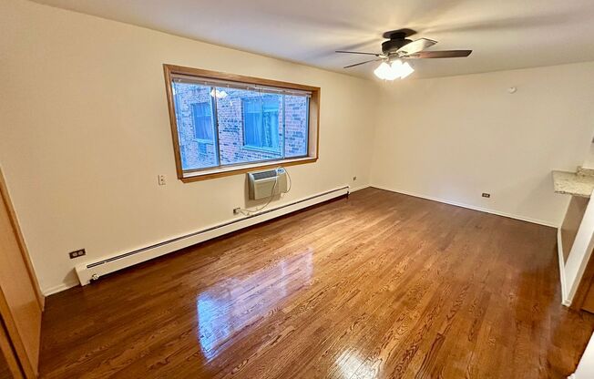 Studio, 1 bath, 450 sqft, $1,645, Unit 531-306