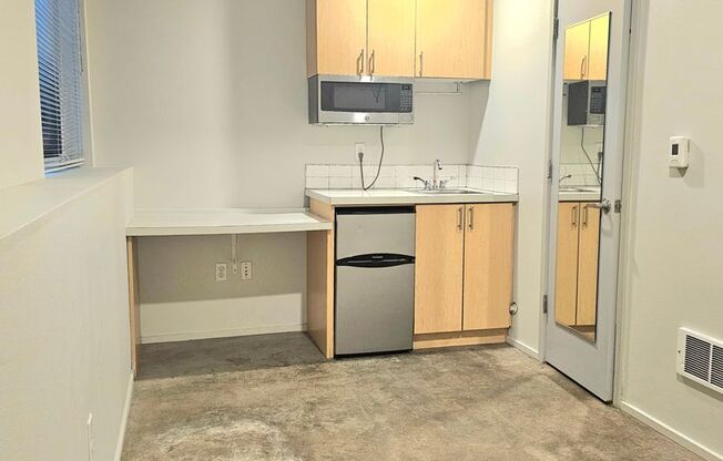 Studio, 1 bath, 134 sqft, $850