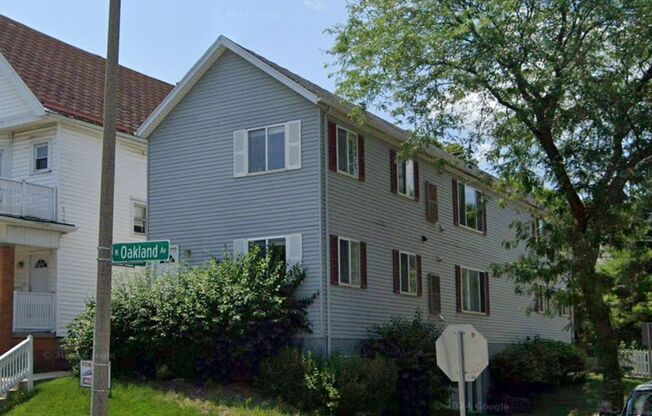 3369 &amp; 3377 N Oakland Ave